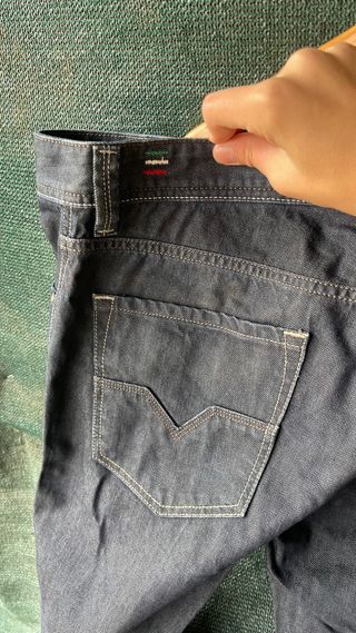 Pantalón vaquero Diesel azul