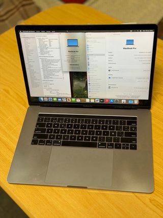 MacBook Pro 15,4 i9 32GB 1TB 2019