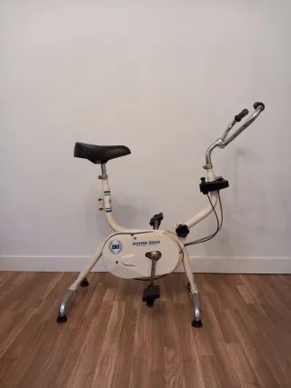 Bicicleta Estática BH Home Bike