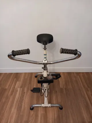 Bicicleta Estática BH Home Bike