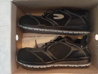 Zapatos de seguridad Cofra Petri