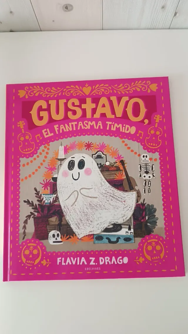 Gustavo el fantasma tímido
