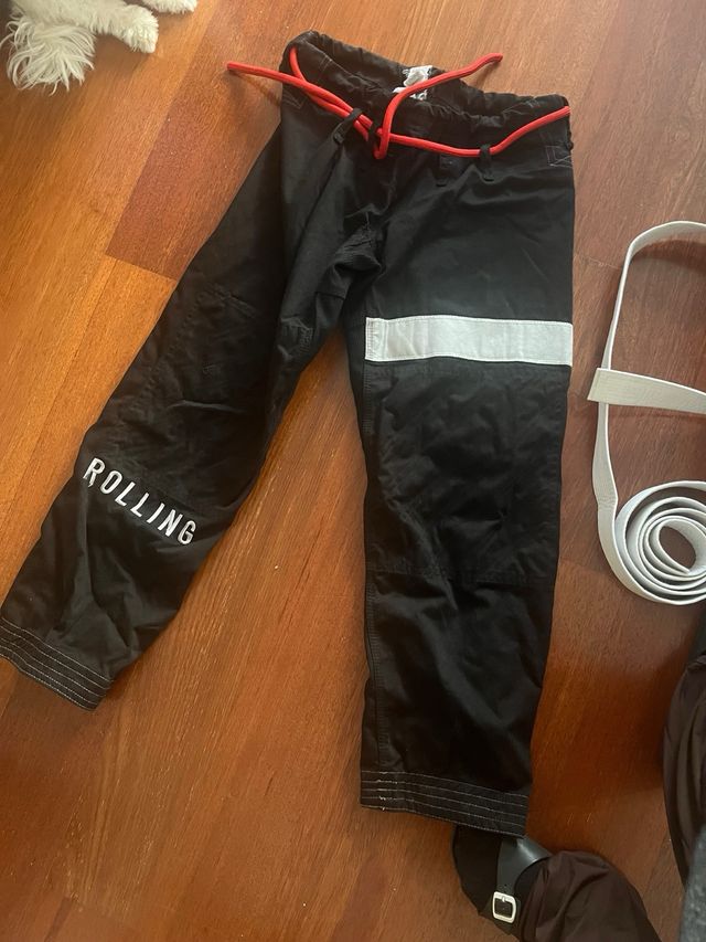 Kimono Jiu Jitsu Brasileño Negro y Rojo