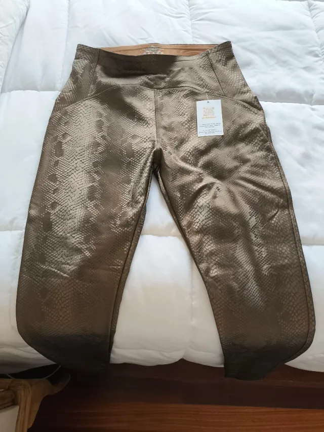 Pantalón XL efecto piel serpiente