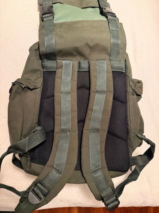 Mochila verde caza y pesca