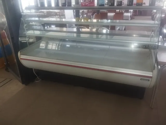 Vitrina expositora cristal recto