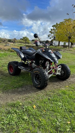 Suzuki LTZ 400 Quad