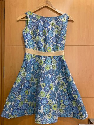 Vestido floral azul y verde