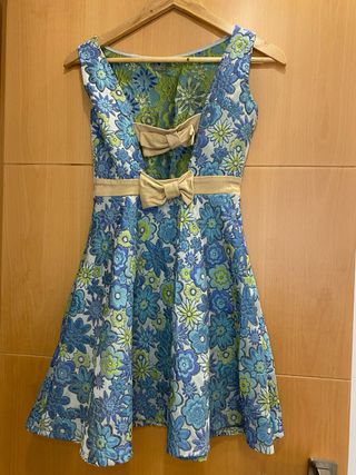 Vestido floral azul y verde