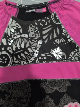 Vestido Desigual niña. Talla 7/8 años.