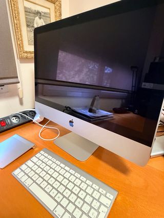 Apple iMac 21,5” Plata/Blanco