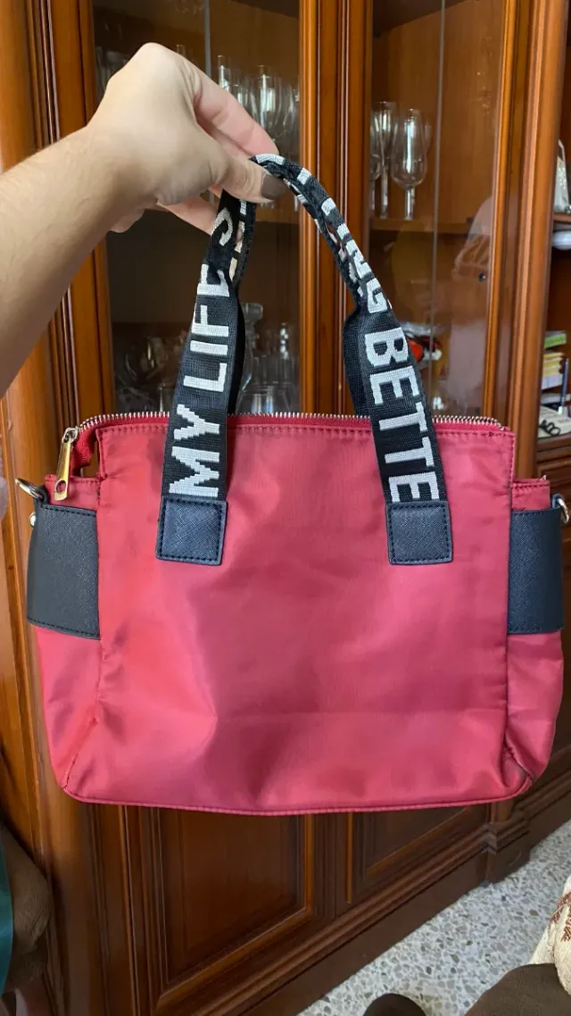 Bolsos y mochilas mujer: oro, verde, rojo