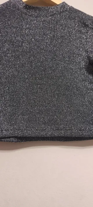 Camiseta Pull&Bear brillos plateados T.M