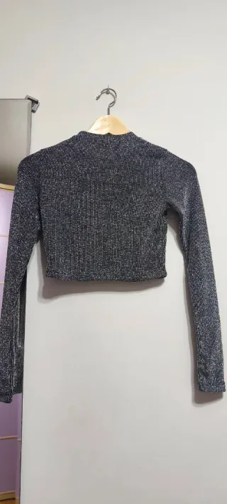 Camiseta Pull&Bear brillos plateados T.M