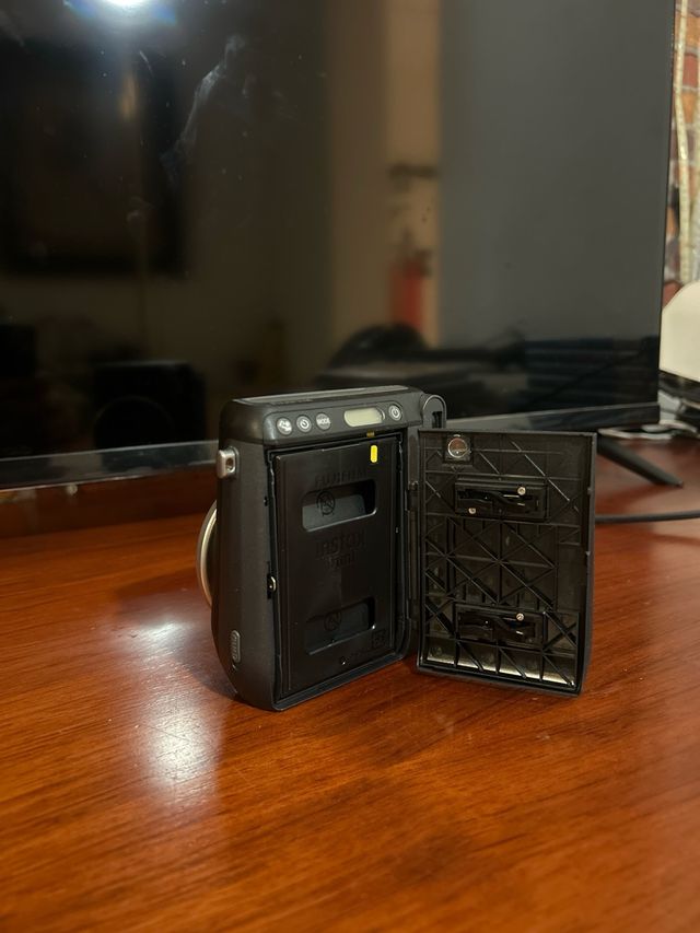 Fotocamera Fujifilm Instax Mini 70 Nero