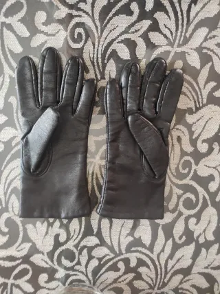 Guantes de mujer negros