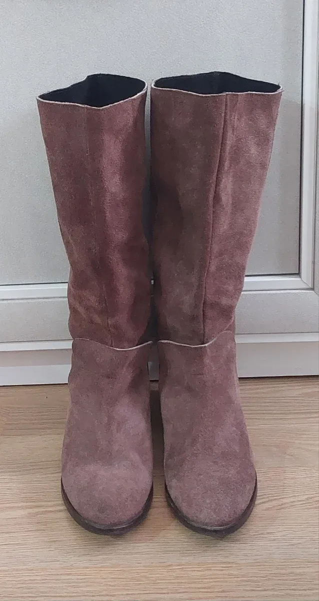 Botas de ante marrones altas