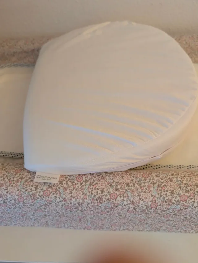 Cojín para cuna de bebé