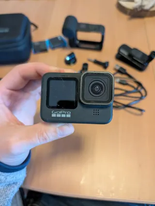 GoPro Hero 9 Black + Media Mod + Accessori
