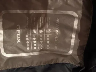 Anorak Geox pluma talla 50