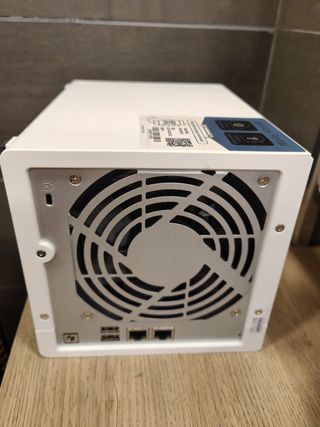 Servidor NAS QNAP TS-433