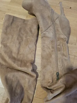 Botas altas tacón color camel