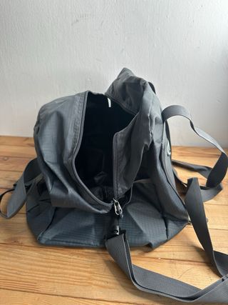 Bolsa de Viaje Impermeable BAGZY Negra
