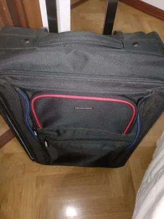 Maleta Benetton Negra Pequeña