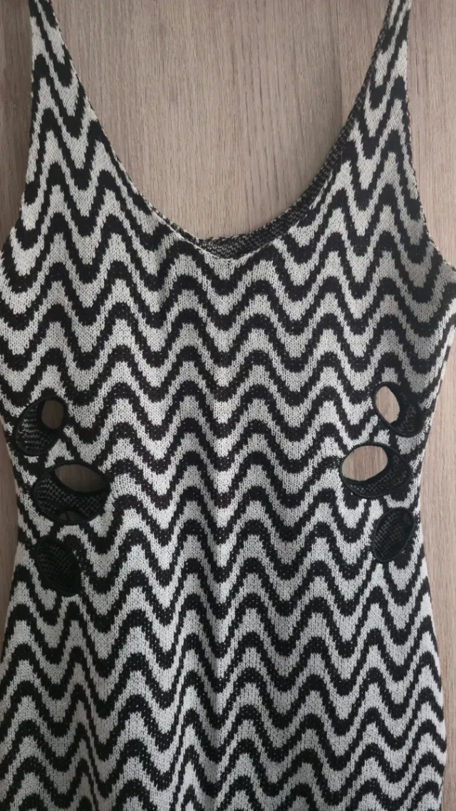 Vestido largo zig-zag blanco y negro