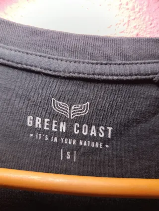 Camiseta sin mangas con flecos