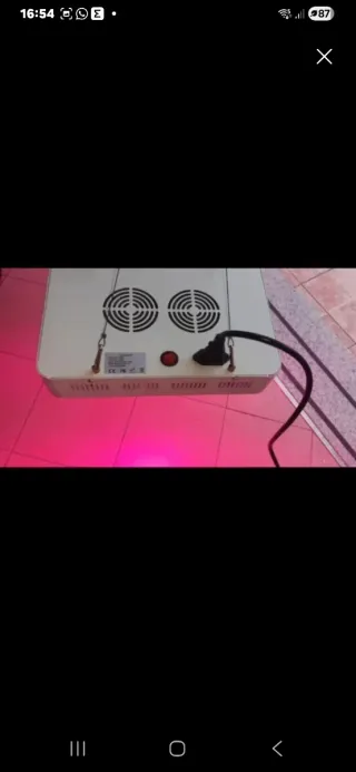 Lampada 100 LED Spettro Completo per Piante serra