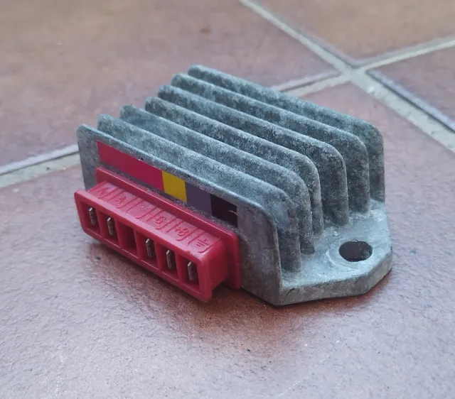 Regulador Corriente Zip Piaggio