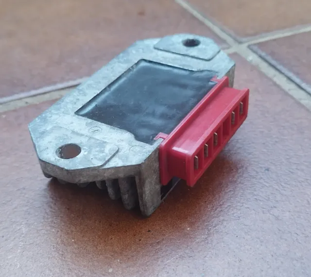 Regulador Corriente Zip Piaggio