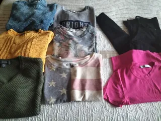 Pantalón pitillo negro, Jersey rosa + 6 jerseys .