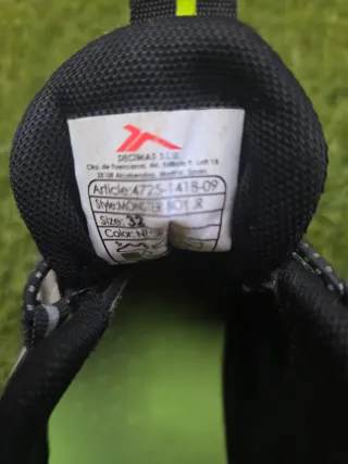 Zapatillas Tenth Negras y Verdes talla 32