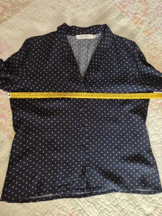 Conjunto Nice Things azul con topos beige