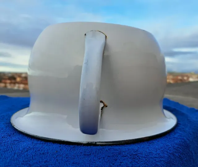 Orinal Antiguo de porcelana (peltre)