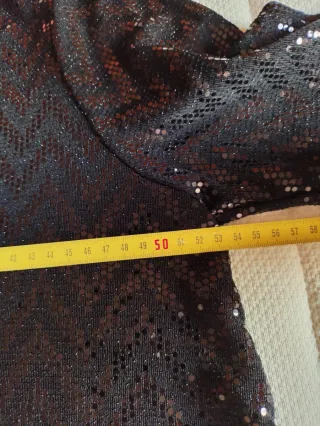 Camiseta lentejuelas negra