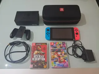 Nintendo Switch + Estuche + Juegos
