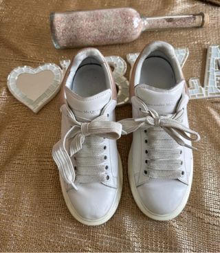 Zapatillas Alexander McQueen Blancas y Rosas