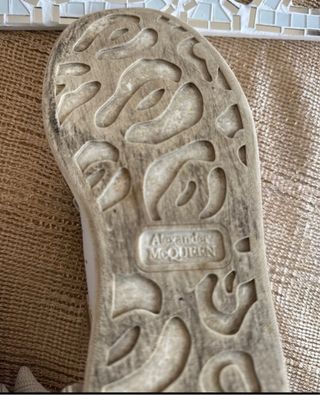 Zapatillas Alexander McQueen Blancas y Rosas