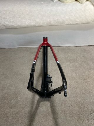 Cuadro Cube Reaction XT Carbono