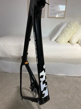 Cuadro Cube Reaction XT Carbono