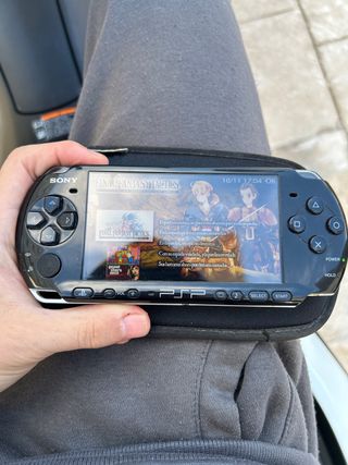 Sony PSP 3004 Negra + Batería Osten