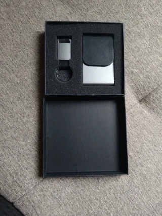 Llavero y Tarjetero Hombre Negro/Plata