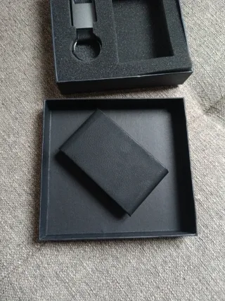 Llavero y Tarjetero Hombre Negro/Plata