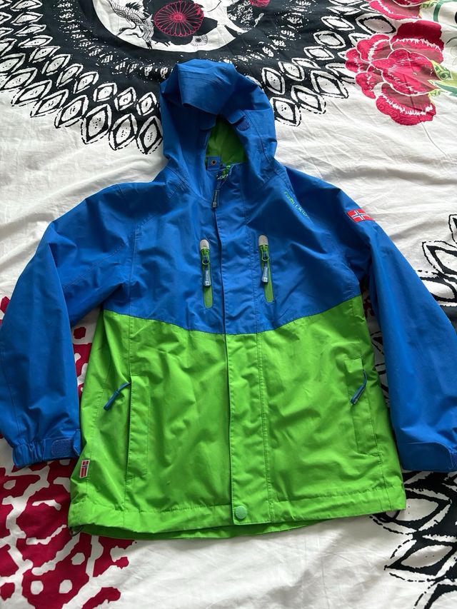 Abrigo Trollkids 3 en 1 niño talla 7 - 8 años