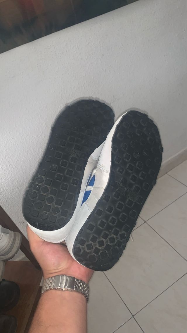 Zapatillas Nike Blancas y Azules