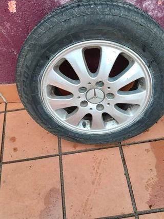 3 Llantas Completas Mercedes Clase A