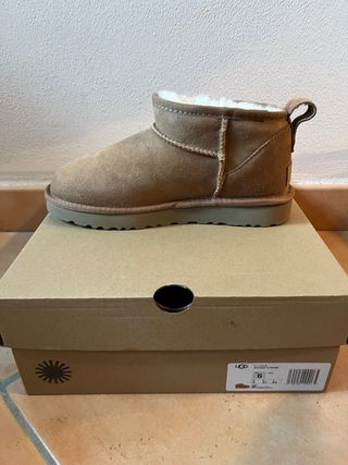 Simili UGG Ultra Mini Boots Marroni